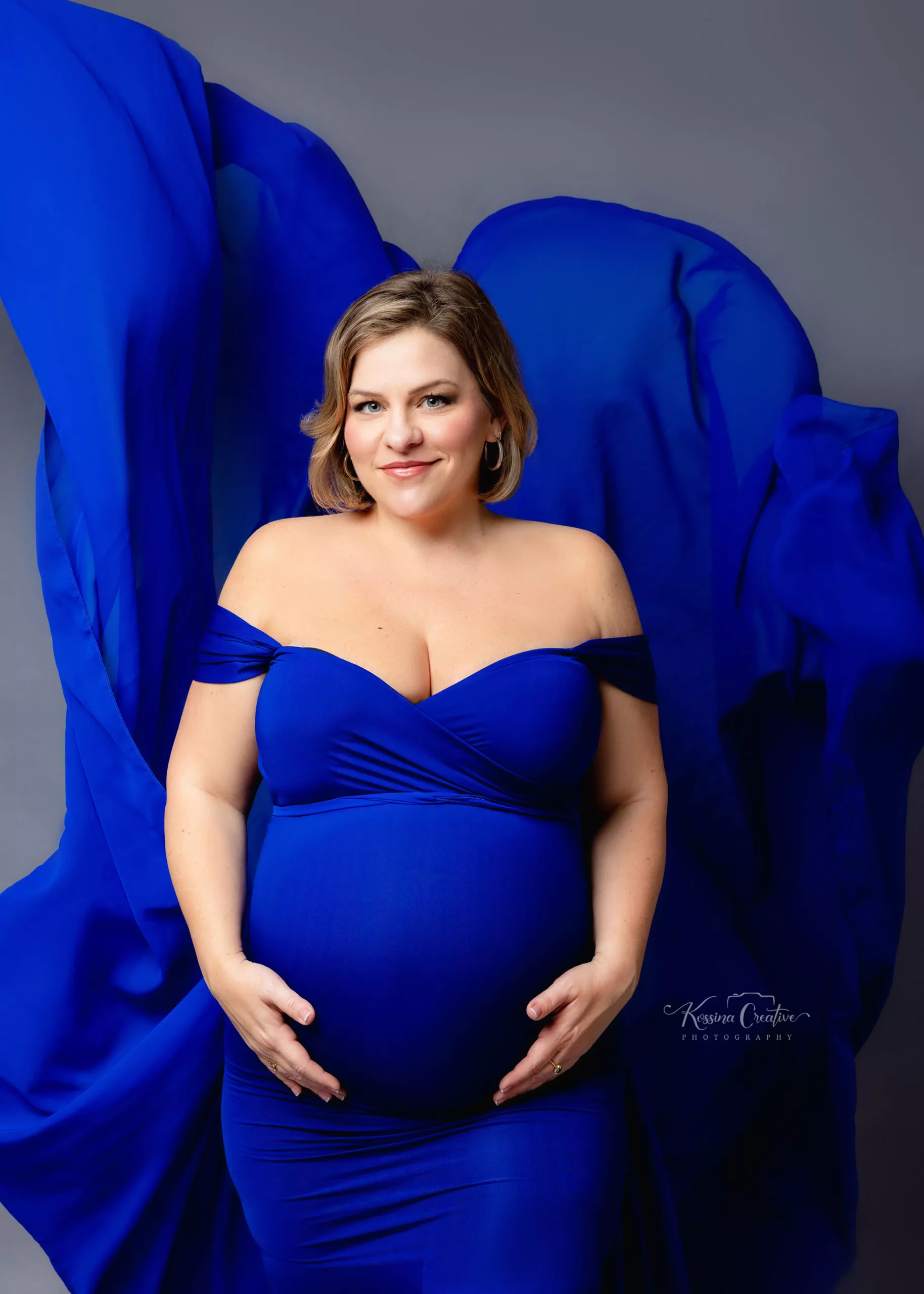 Orlando Maternity Photographer Photo Studio blue gown