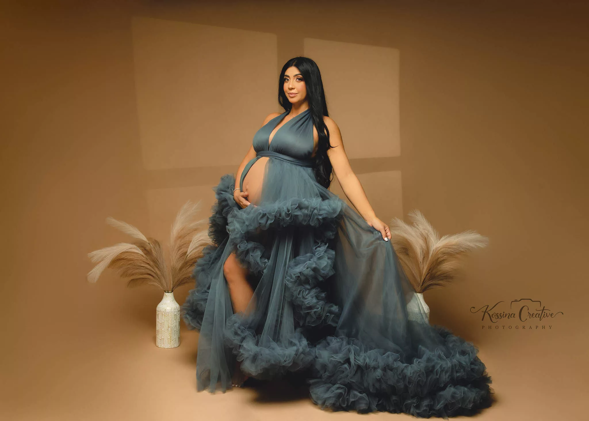 Orlando Maternity Photographer Photo Studio with grey flowy dress