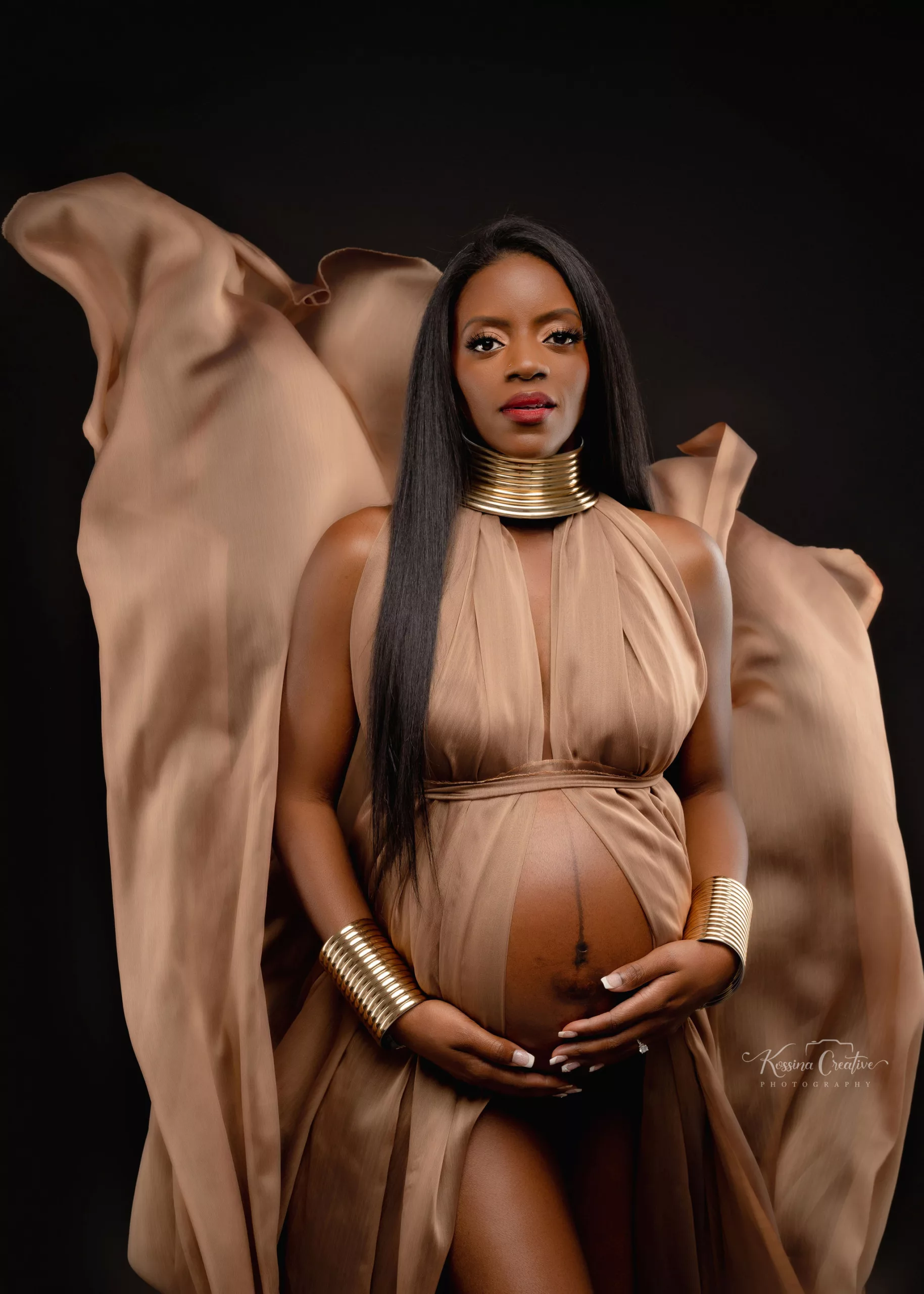 Orlando Maternity Photographer Photo Studio african american mom gold