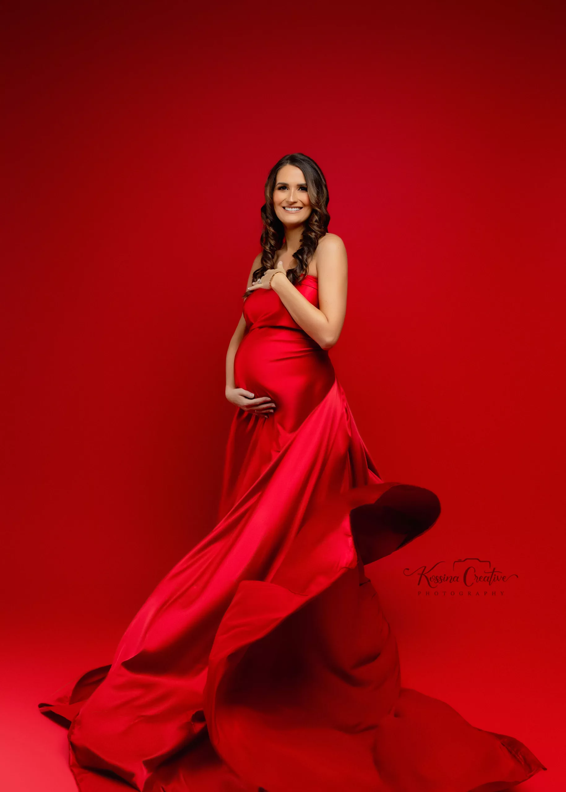 Orlando Maternity Photographer Photo Studio red flowy fabric