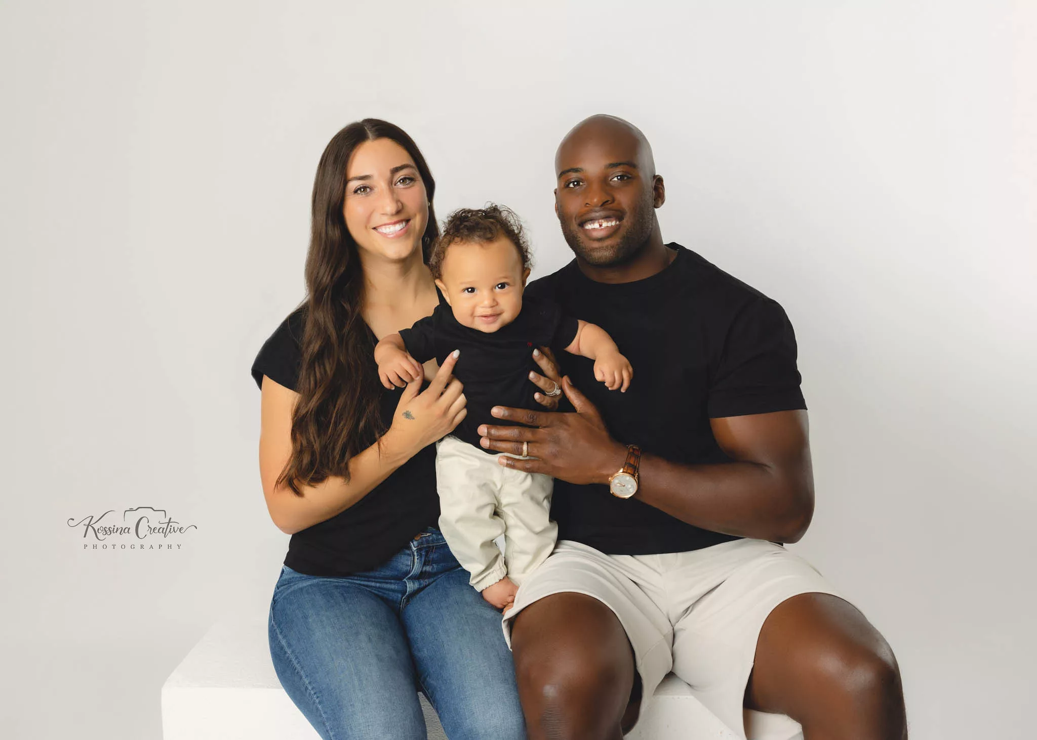Orlando Baby Photographer 6 month sitter milestone family of three