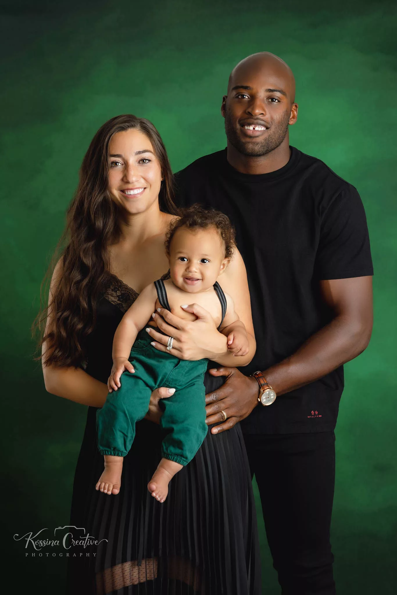 Orlando Baby Photographer 6 month sitter milestone emerald green family of three