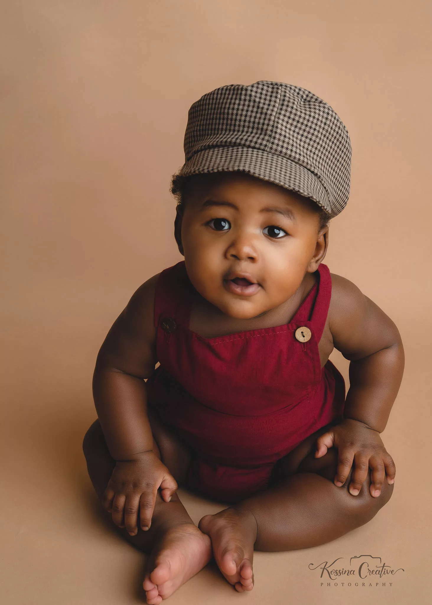 Orlando Baby Photographer 6 month sitter milestone baby boy with hat