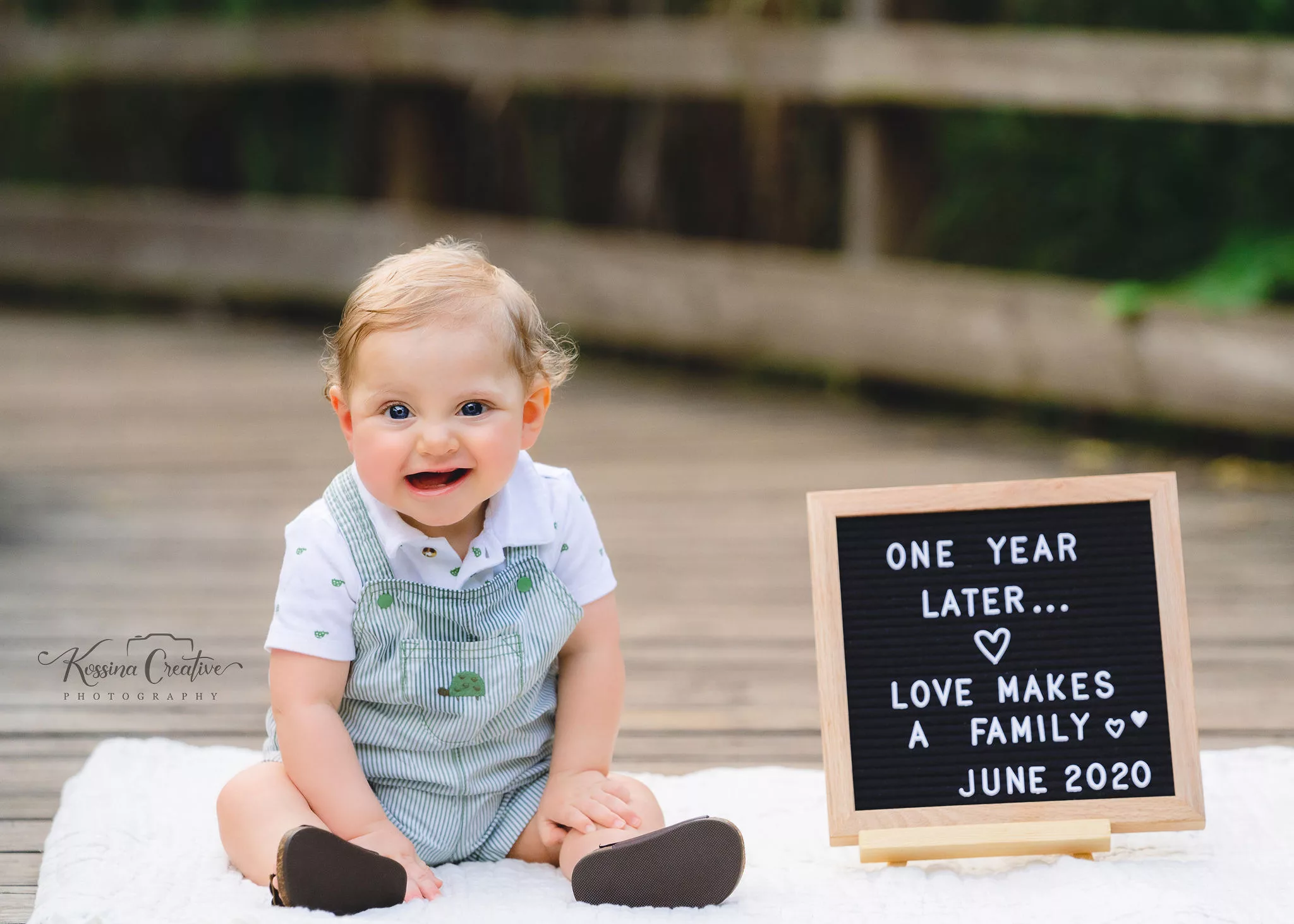 Orlando Baby Photographer 6 month sitter milestone baby boy and letter board