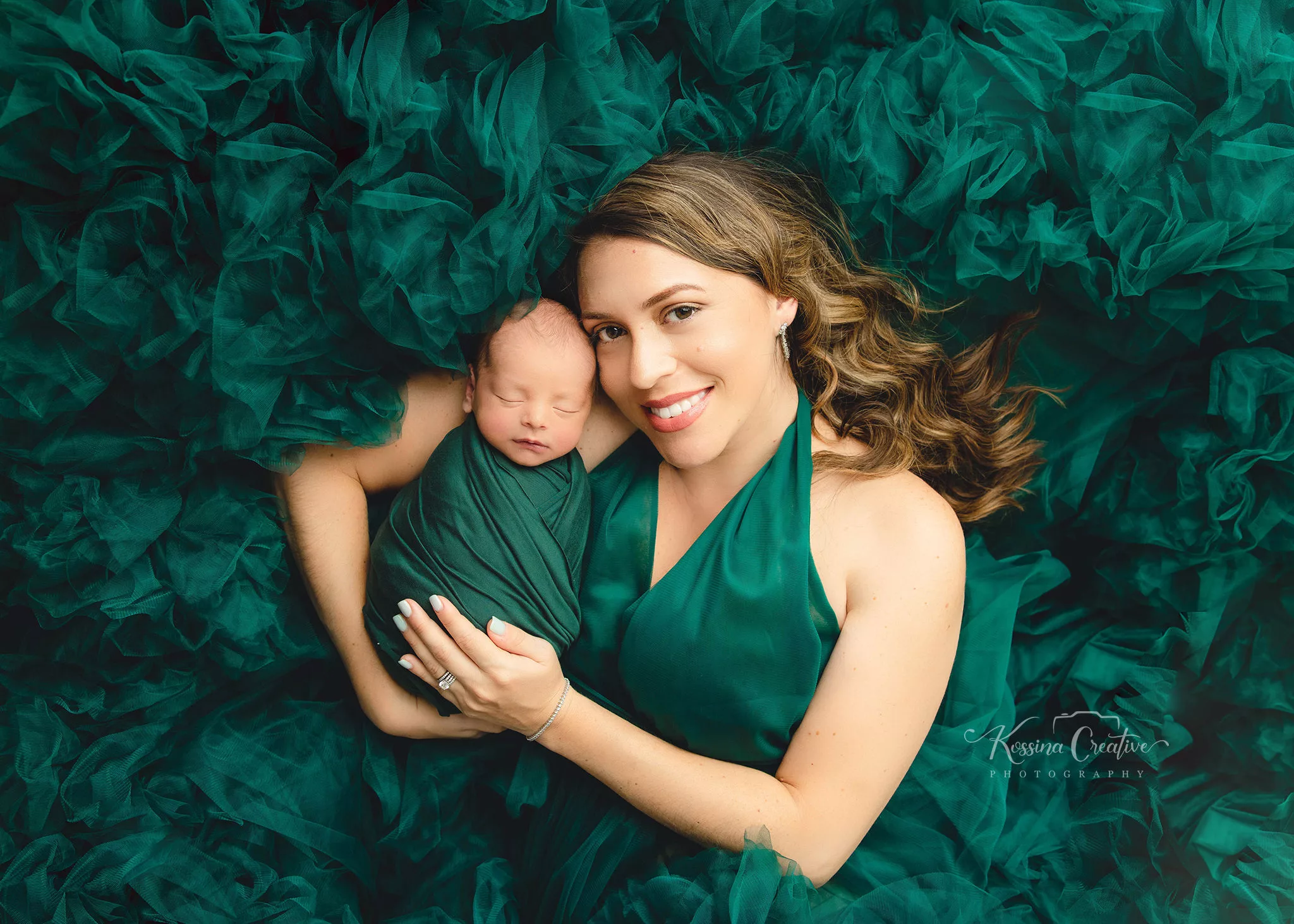 Orlando Family Newborn Photographer Baby Kid Photo studio emerald green puffy dress mommy and me