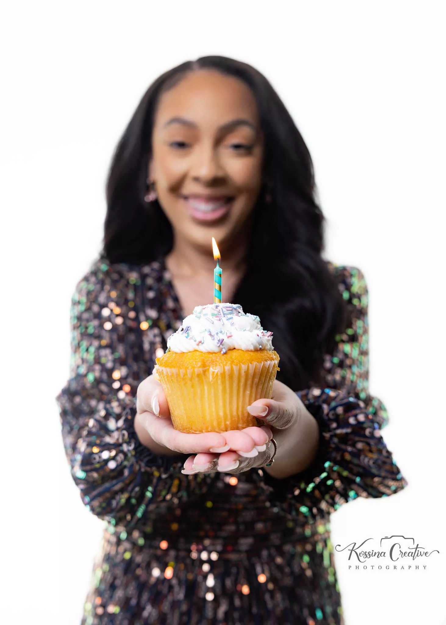 Orlando Family Photographer Birthday Photoshoot cupcake birthday