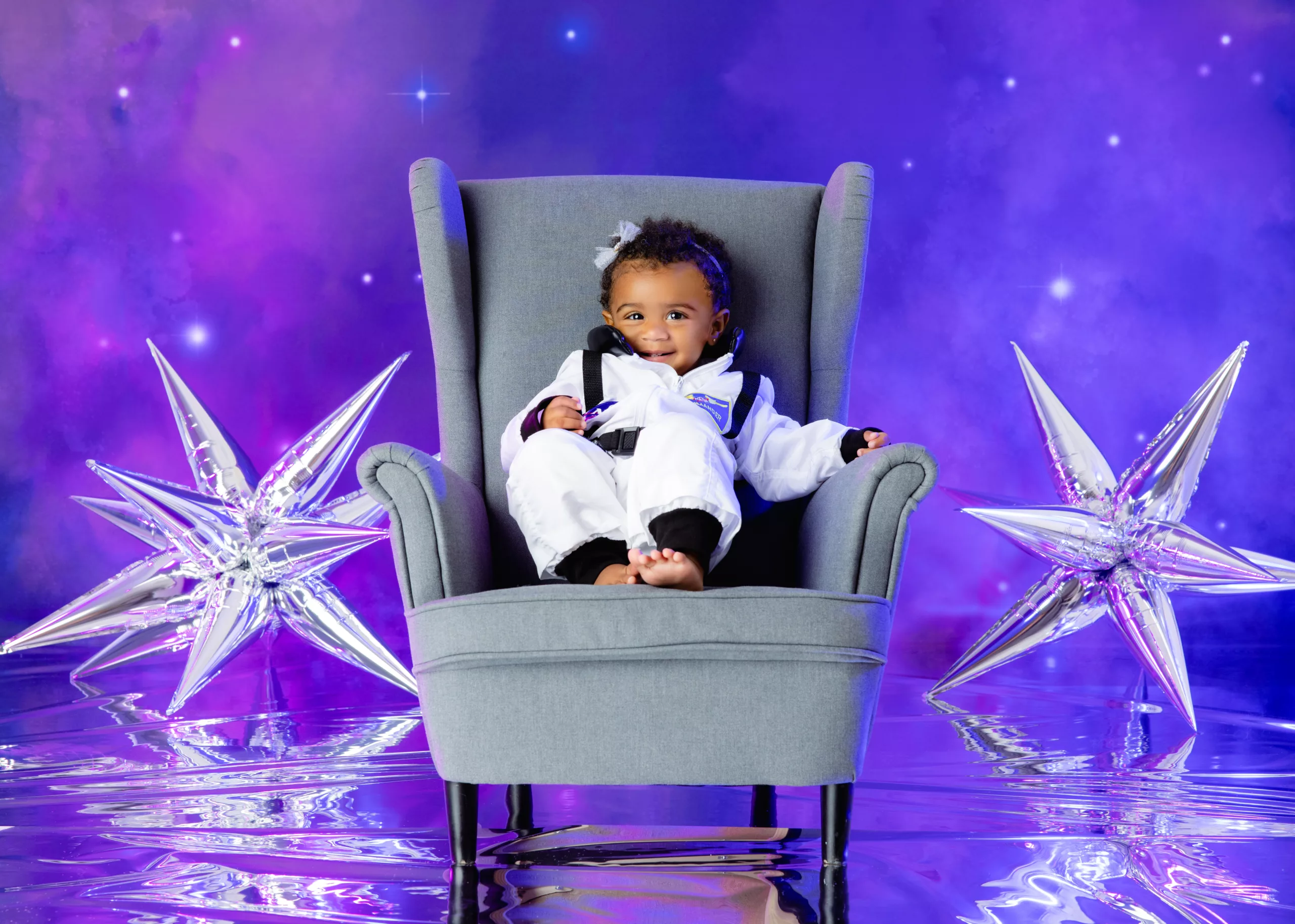 Orlando Girl Cake Smash 1st Birthday Photographer Photo Studio purple reflective floor stars grey chair