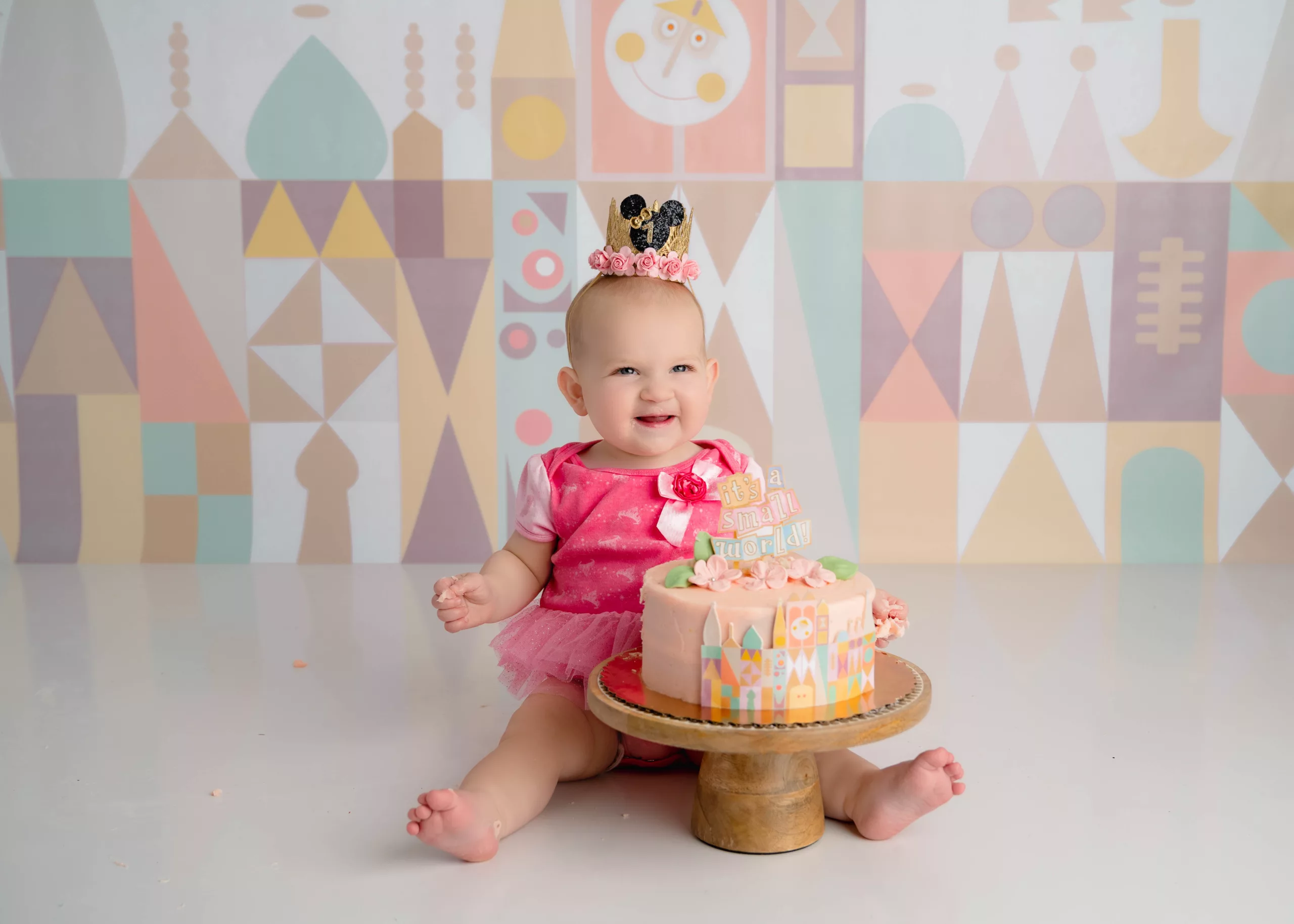 Orlando Girl Cake Smash 1st Birthday Photographer Photo Studio its a small world disney mickey crown