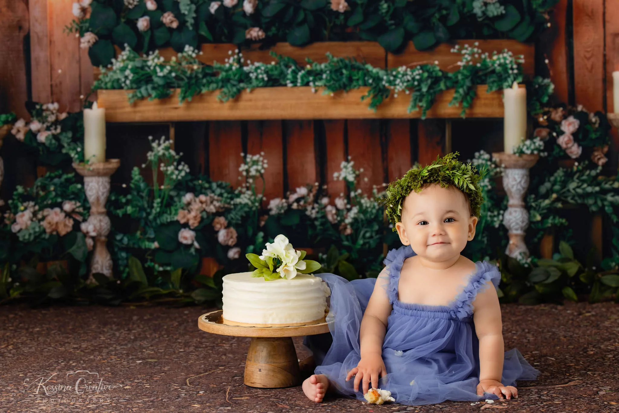 Orlando Girl Cake Smash 1st Birthday Photographer Photo Studio garden with candles back drop simple cake dirt floor