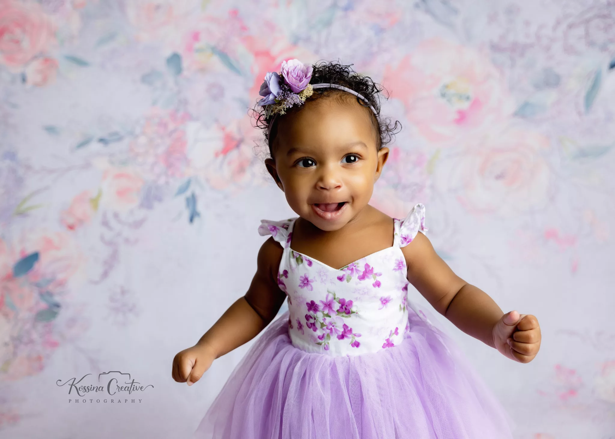 Orlando Girl Cake Smash 1st Birthday Photographer Photo Studio pastel purple pink flowers tutu