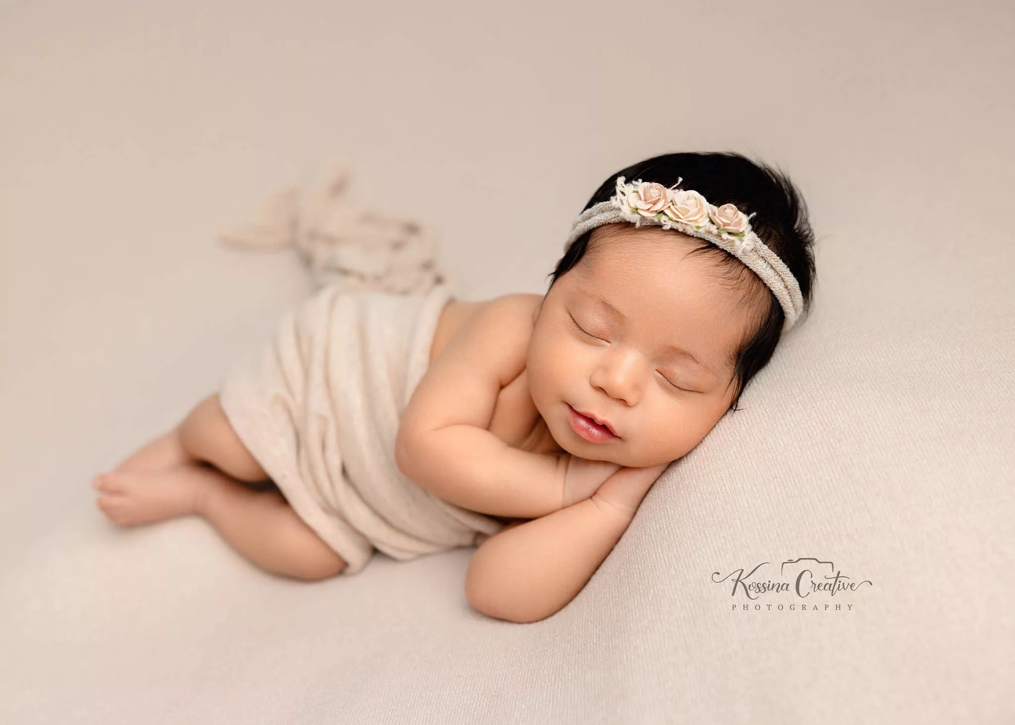 Orlando Newborn Photographer Baby Girl Photo studio cream on cream sleeping boho flower headband